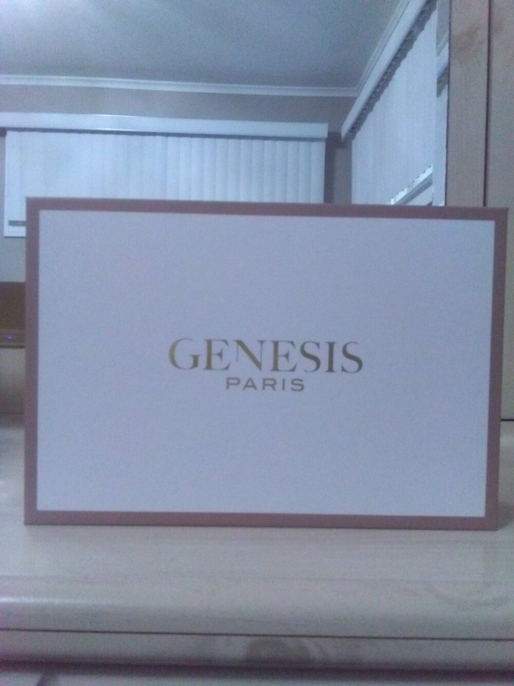 GENESIS PARIS-APOLLO MULITFUNCTIONAL NECK MASSAGER - BRAND NEW - SEALED